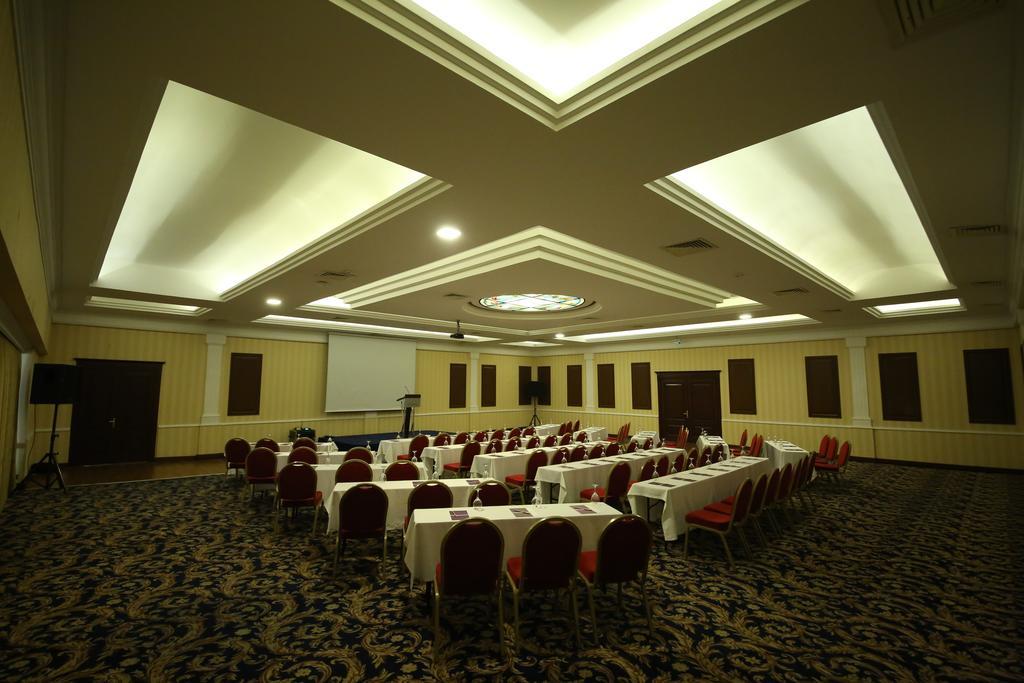 Anemon Grand Manisa Otel Exterior photo