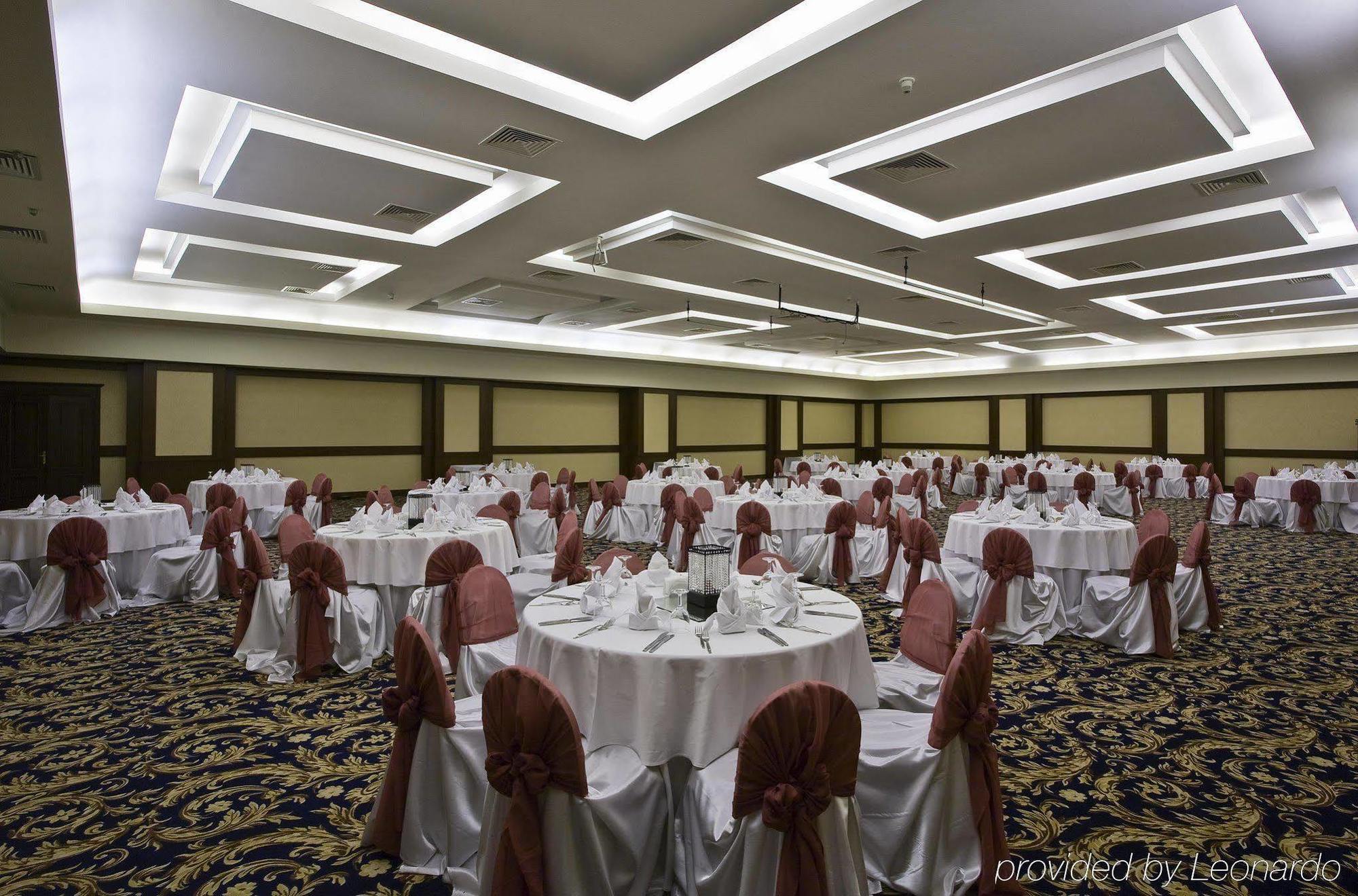Anemon Grand Manisa Otel Restaurant photo