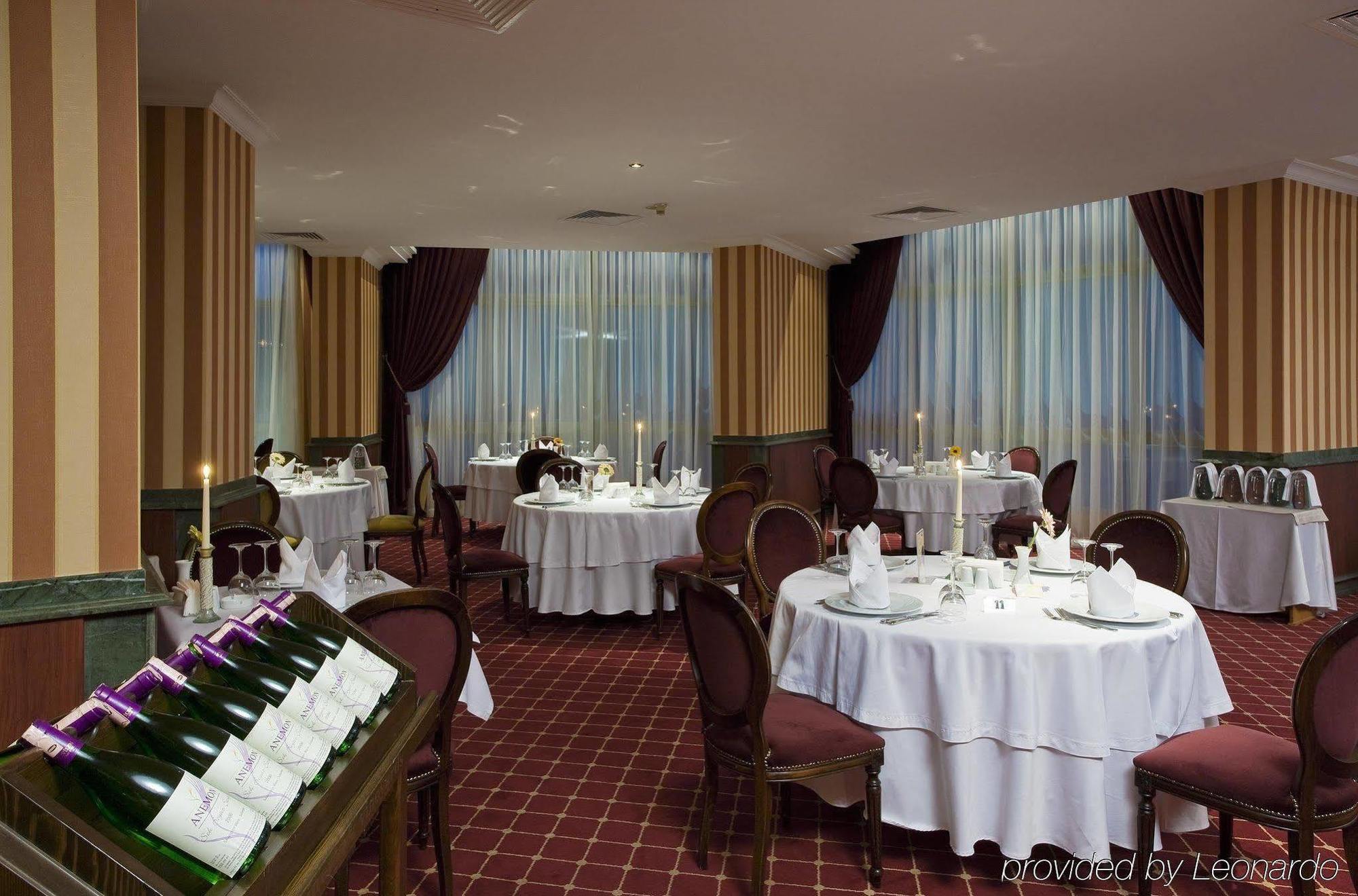 Anemon Grand Manisa Otel Restaurant photo